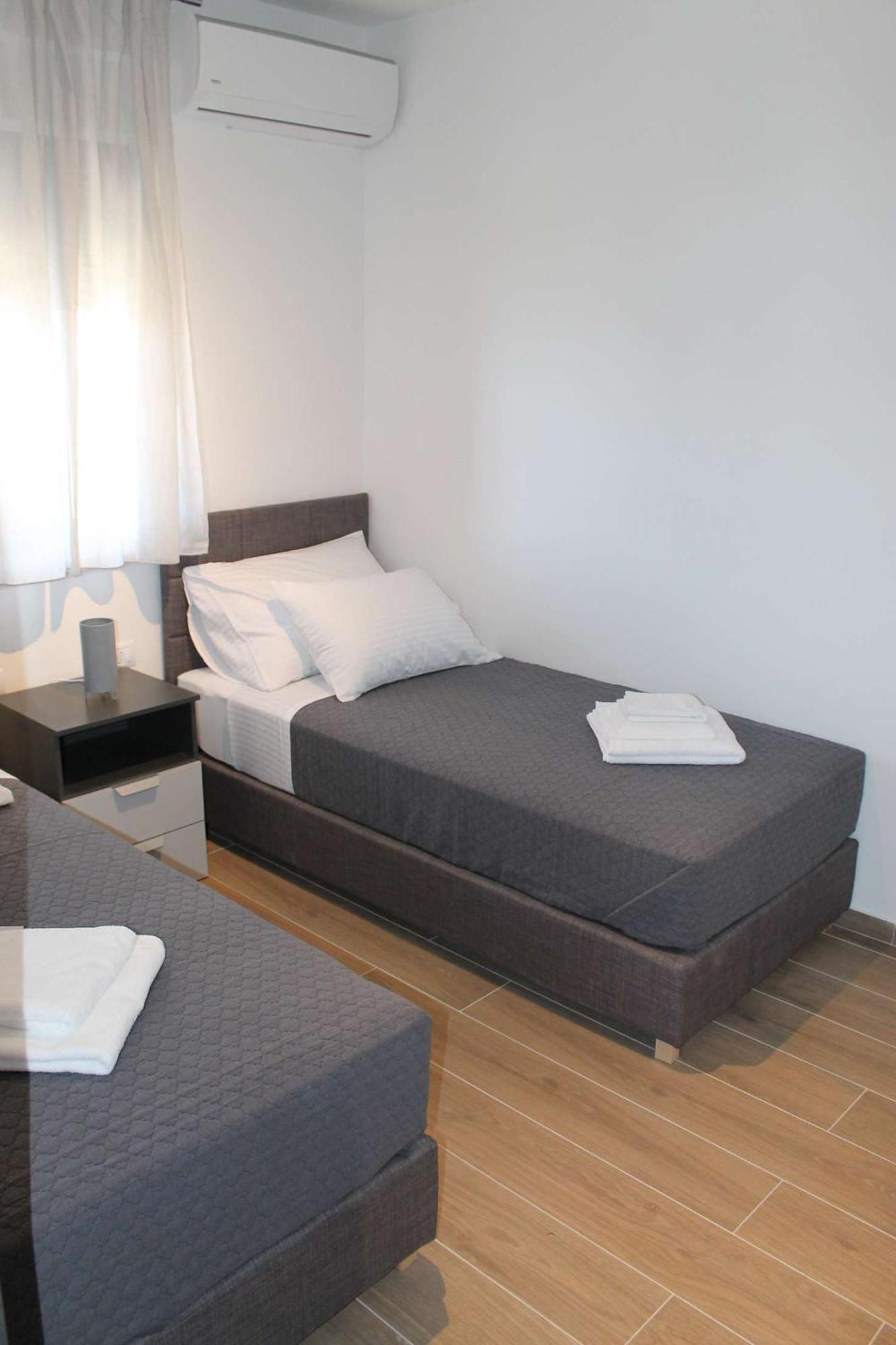 Apartments Marebella Lumbarda Pokoj fotografie